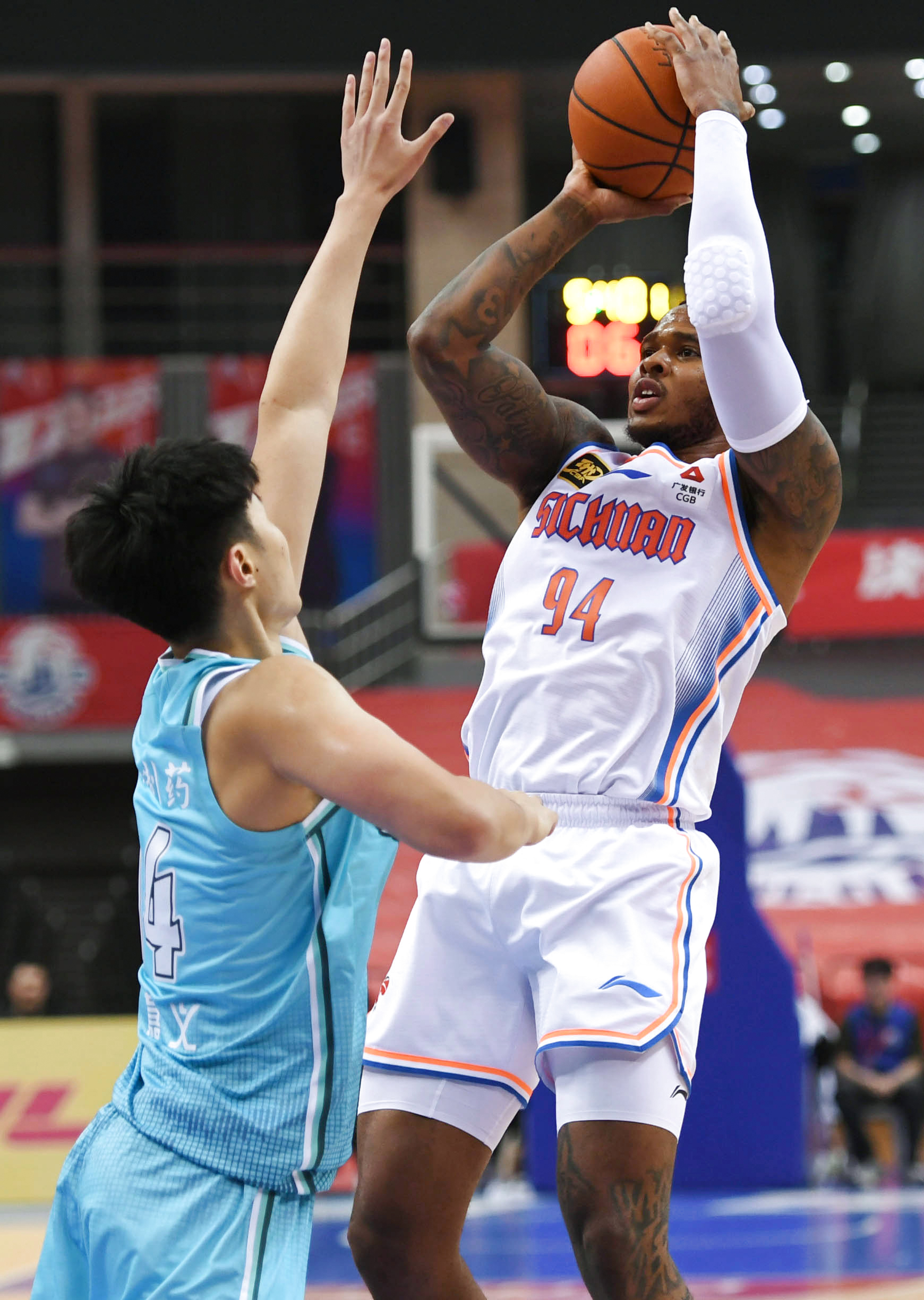 开云平台-皇家马德里主场迎战塞维利亚