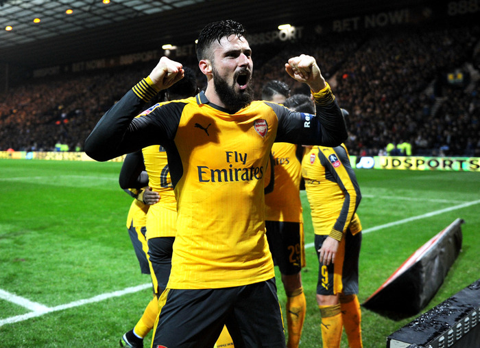 体育平台-冲刺阶段足总杯传出新动向，皇家马德里刷新队史纪录，管理层表态——压力陡增，医务组通报恢复的简单介绍