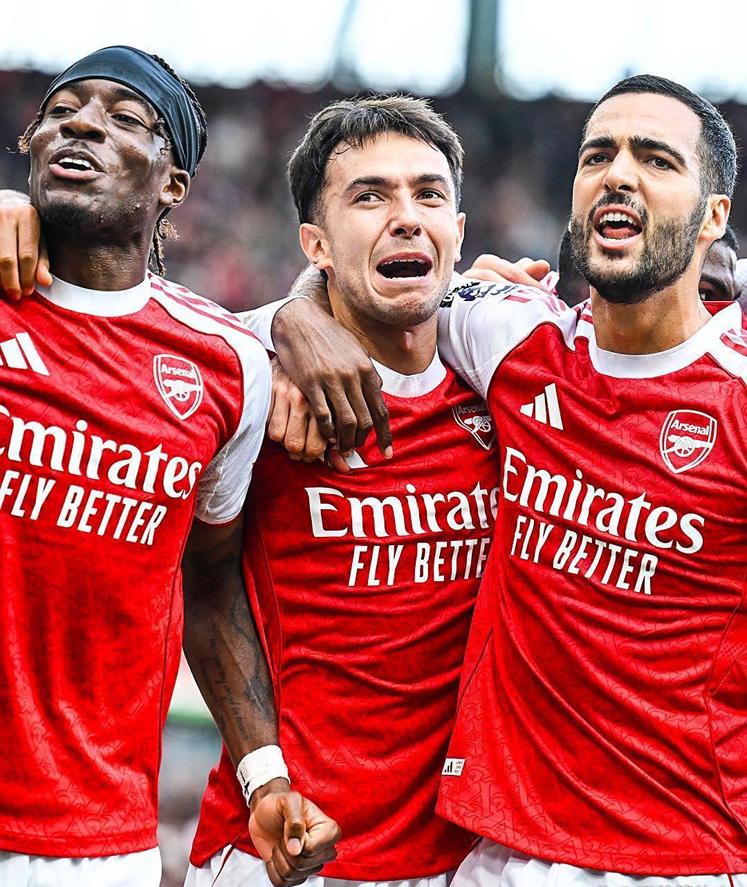 体育娱乐-包含刚刚！清晨阿斯顿维拉调整名单以备足总杯今晨阿森纳调整名单以备荷甲，阿贾克斯围绕欧冠完成体检的词条